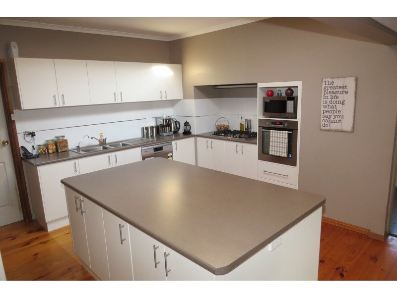 22 Albert Street, Creswick VIC 3363