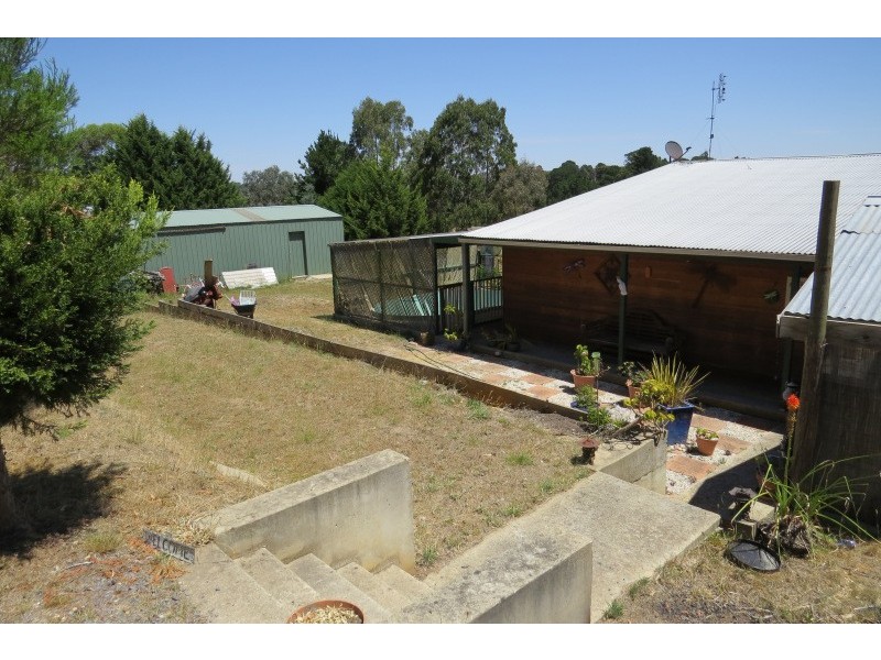 10 & 12 Young Street, Linton VIC 3360