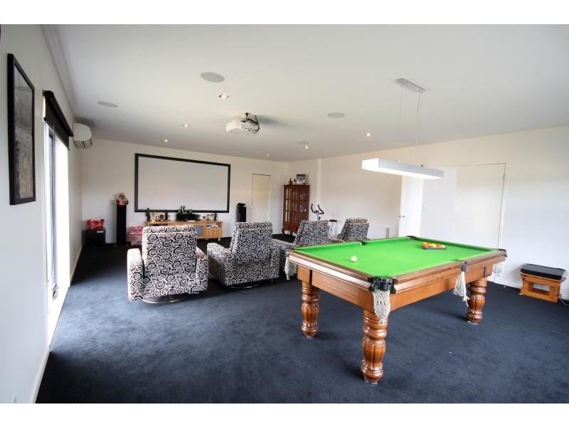 20 Skye Court, Cardigan VIC 3352