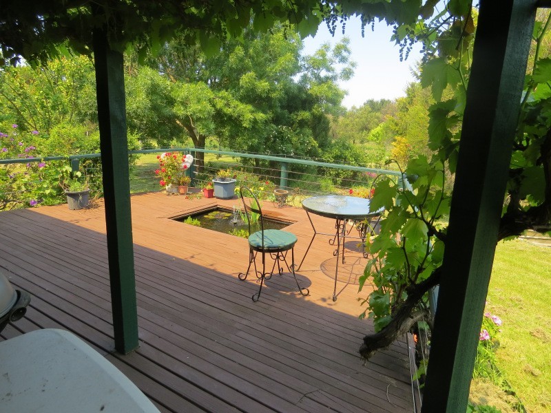 221 Happy Valley Road, Happy Valley VIC 3351