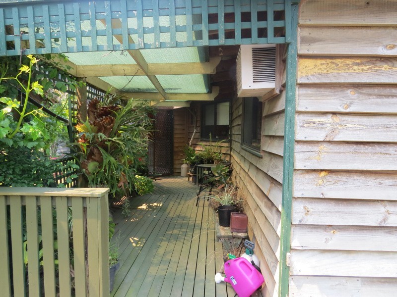 221 Happy Valley Road, Happy Valley VIC 3351