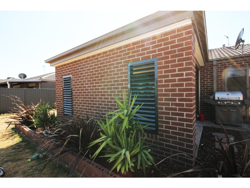 36 Lawrie Drive, Alfredton VIC 3350