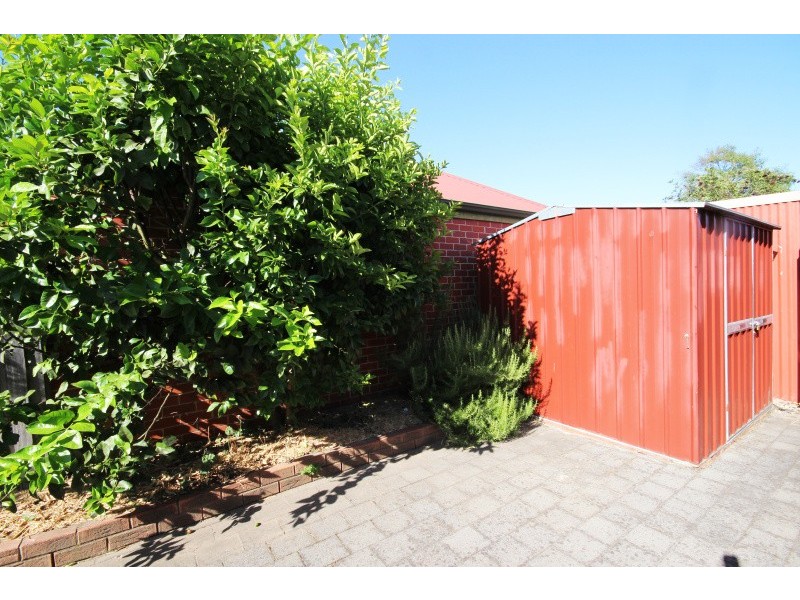 9a Murray Street, Newington VIC 3350