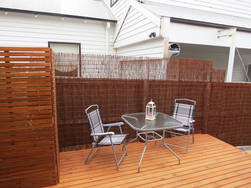 2/106 Burnbank Street, Lake Wendouree VIC 3350