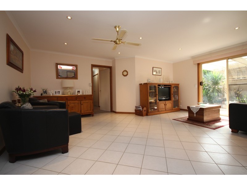 5 Cooinda Drive, Delacombe VIC 3356