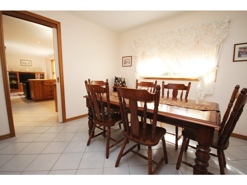 5 Cooinda Drive, Delacombe VIC 3356