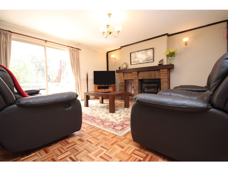 19 Diamonds Lane, Lal Lal VIC 3352