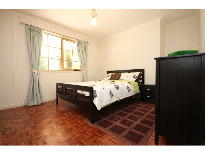 19 Diamonds Lane, Lal Lal VIC 3352