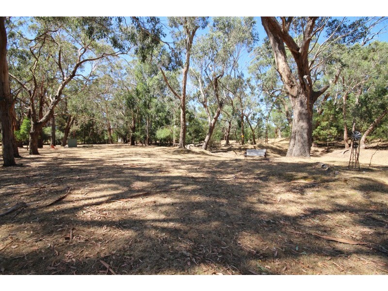 19 Diamonds Lane, Lal Lal VIC 3352