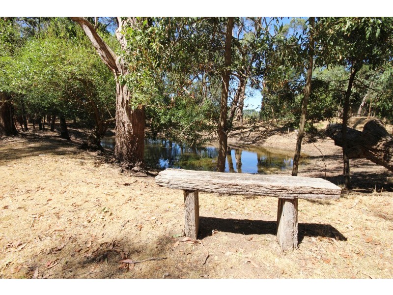 19 Diamonds Lane, Lal Lal VIC 3352