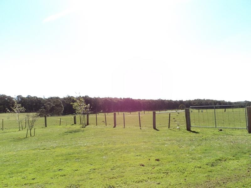 2115 Ballan-Daylesford Road, Leonards Hill VIC 3461