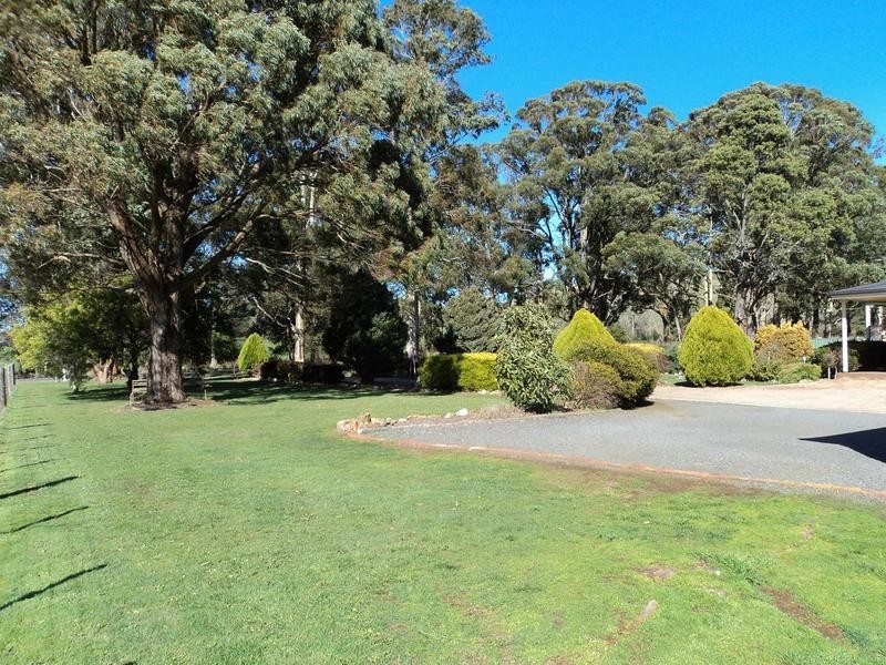 2115 Ballan-Daylesford Road, Leonards Hill VIC 3461