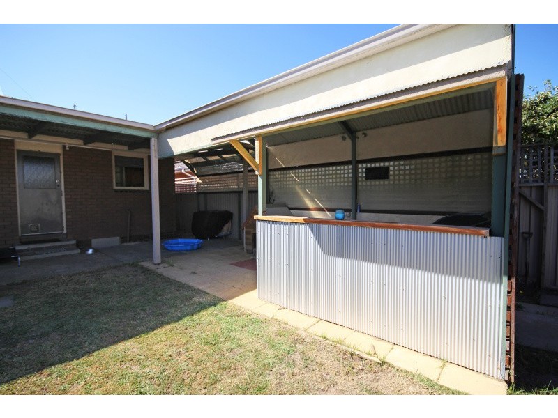 61 Lake Street, Wendouree VIC 3355