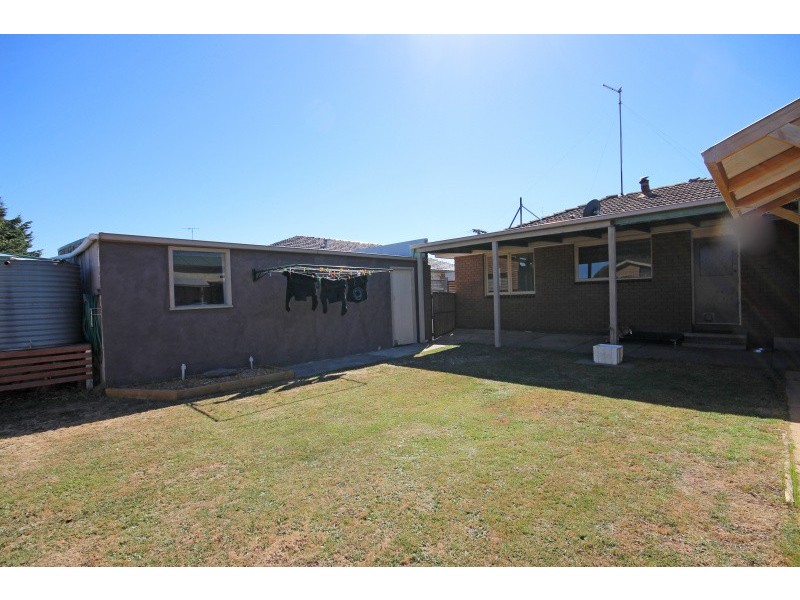 61 Lake Street, Wendouree VIC 3355