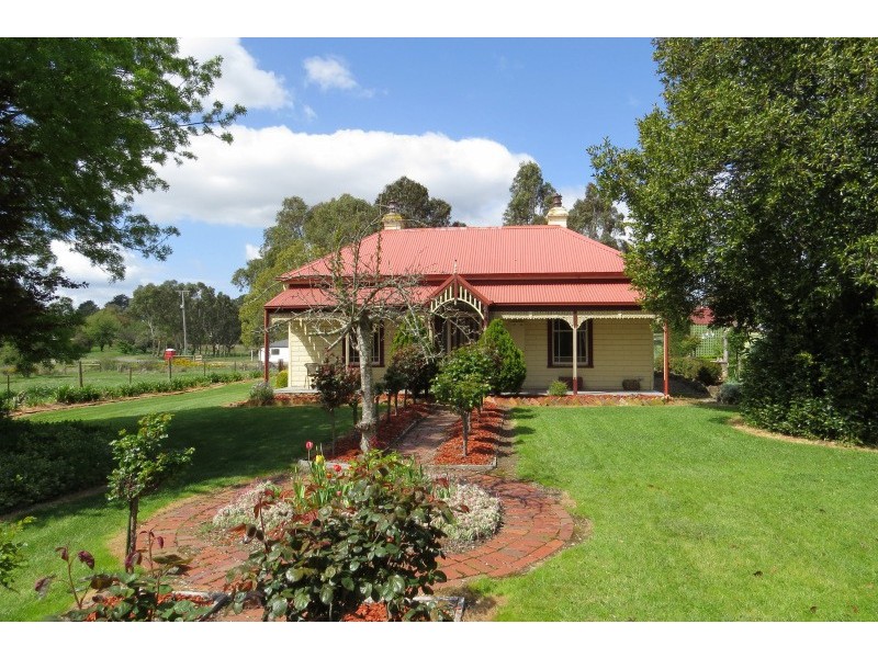 2029 Glenelg Highway, Scarsdale VIC 3351