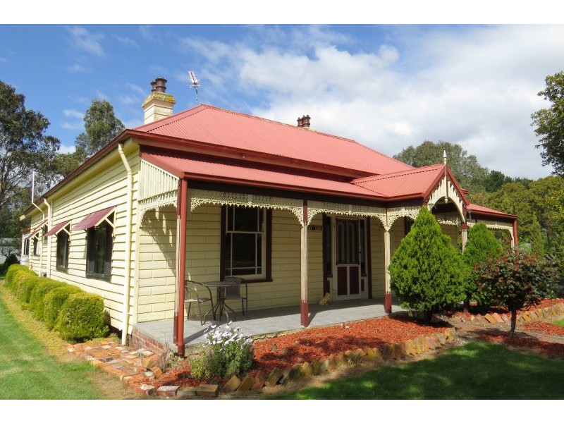 2029 Glenelg Highway, Scarsdale VIC 3351