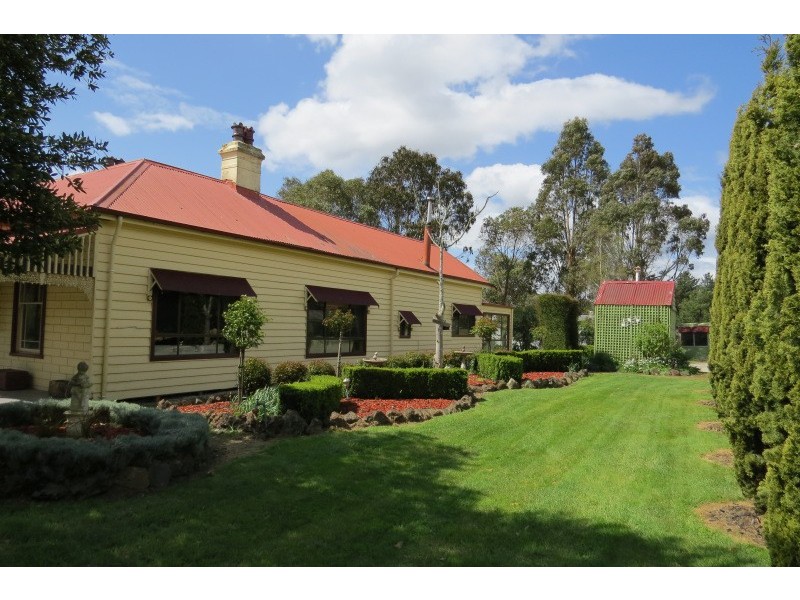 2029 Glenelg Highway, Scarsdale VIC 3351