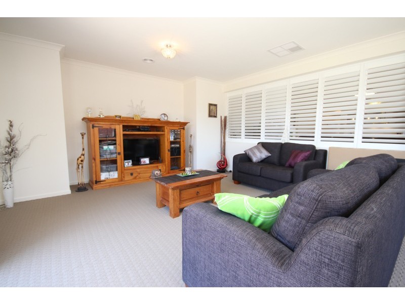 51 Majestic Way, Delacombe VIC 3356