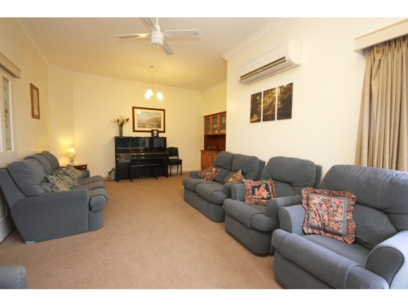 216 Wilson Street, Canadian VIC 3350