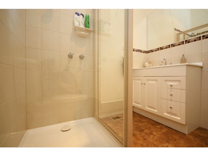 216 Wilson Street, Canadian VIC 3350