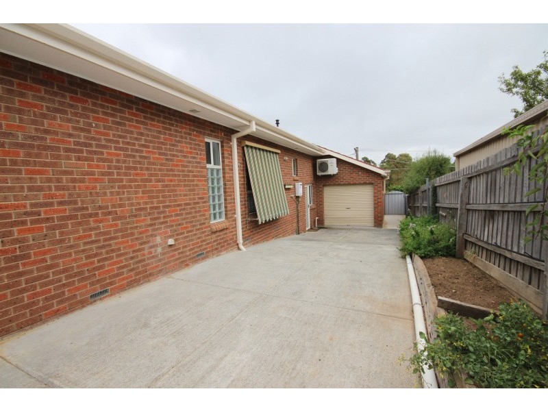 216 Wilson Street, Canadian VIC 3350