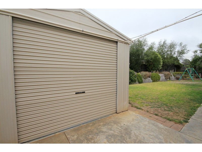 216 Wilson Street, Canadian VIC 3350