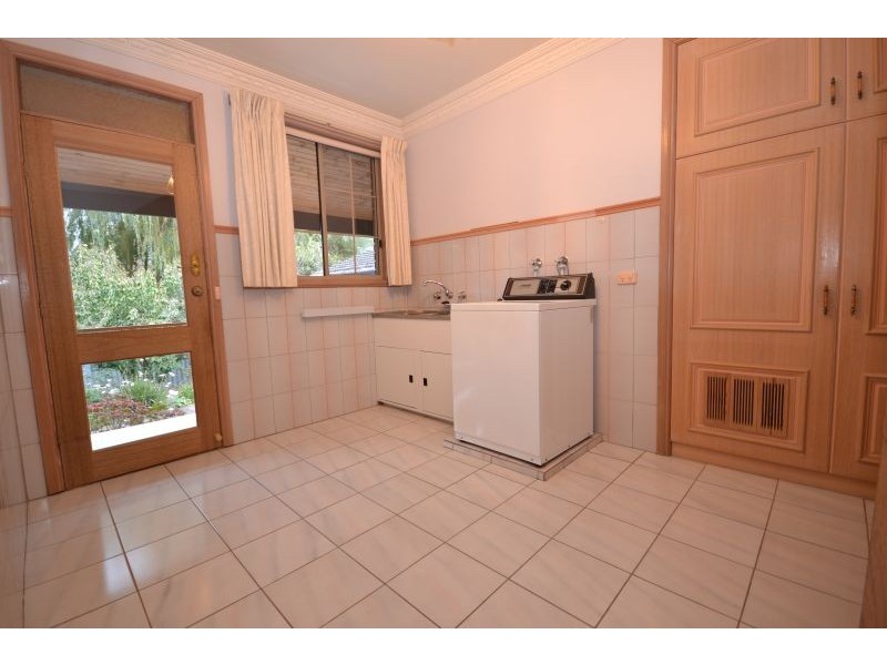 608 Nicholson Street, Black Hill VIC 3350