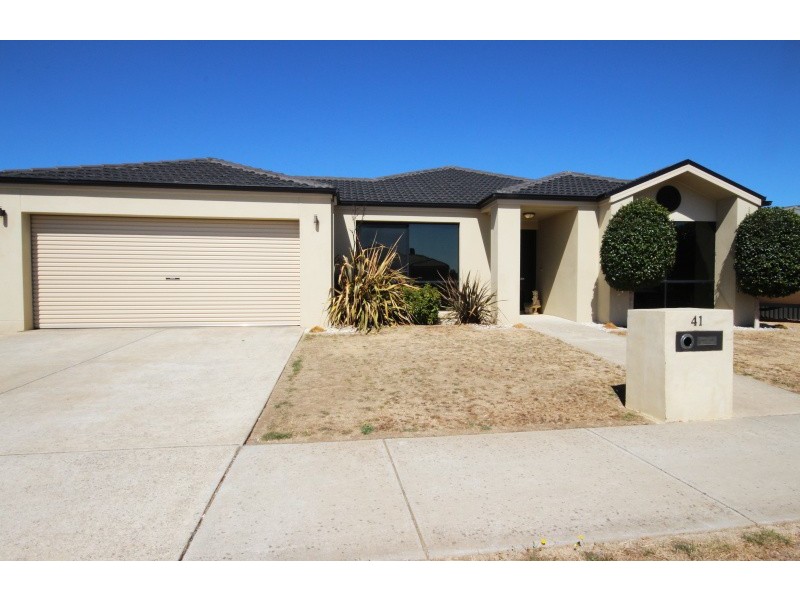 41 Alfredton Drive, Alfredton VIC 3350