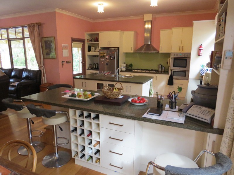 55 Spratlings Road, Ross Creek VIC 3351