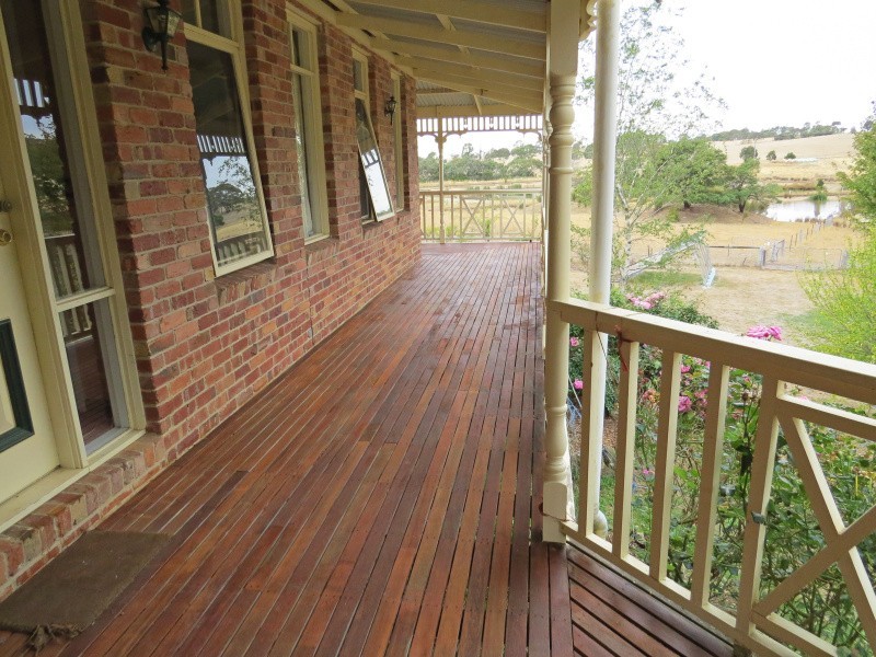 55 Spratlings Road, Ross Creek VIC 3351