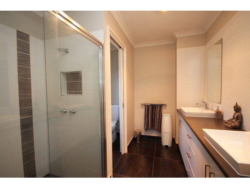 36 Lawrie Drive, Alfredton VIC 3350