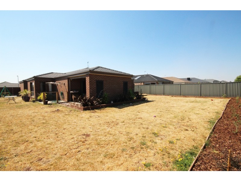 36 Lawrie Drive, Alfredton VIC 3350