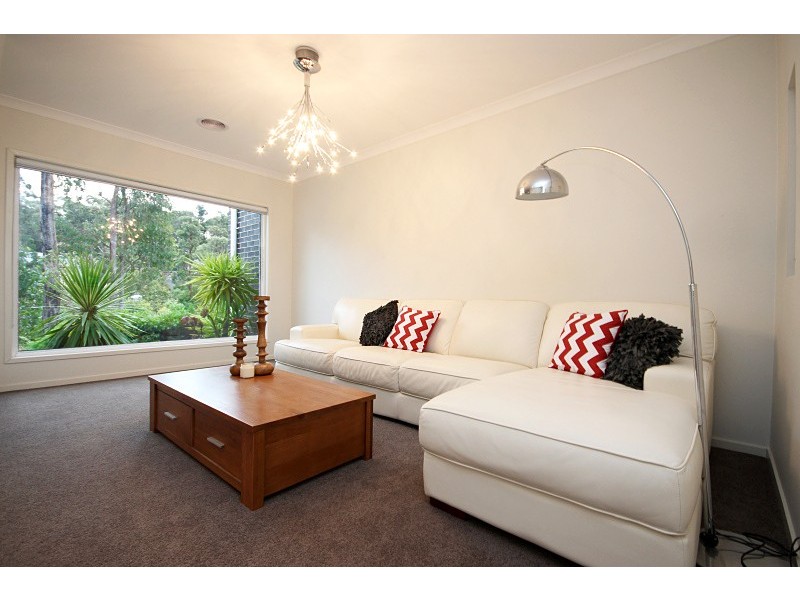 20 Zoe Drive, Mount Helen VIC 3350