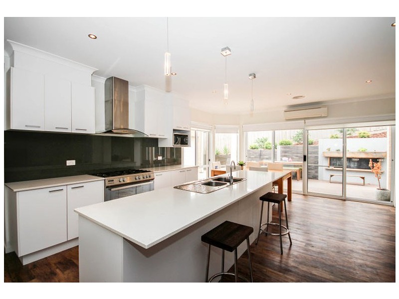 20 Zoe Drive, Mount Helen VIC 3350