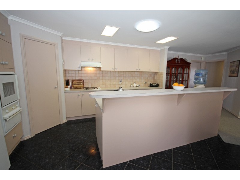 75 Elaine Avenue, Alfredton VIC 3350