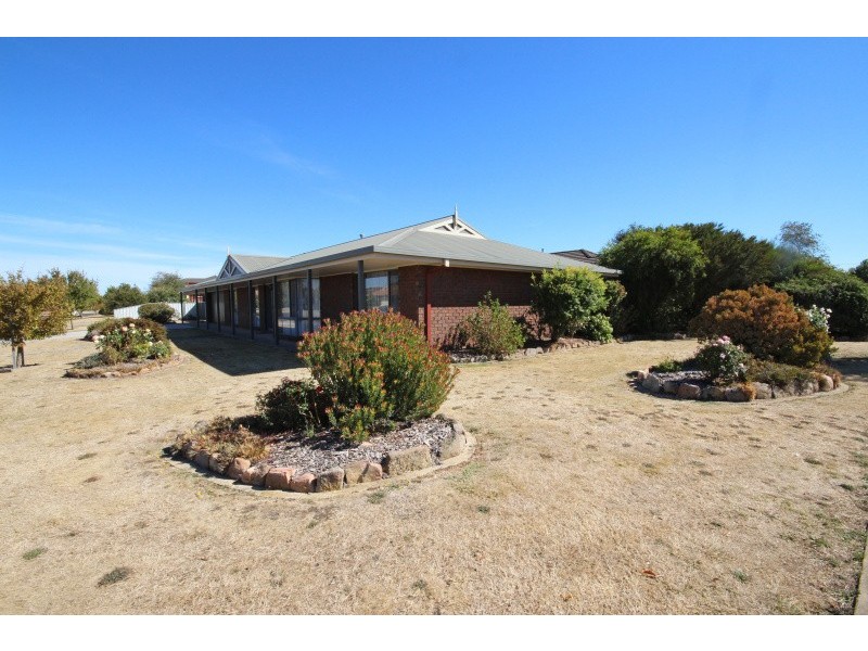 75 Elaine Avenue, Alfredton VIC 3350