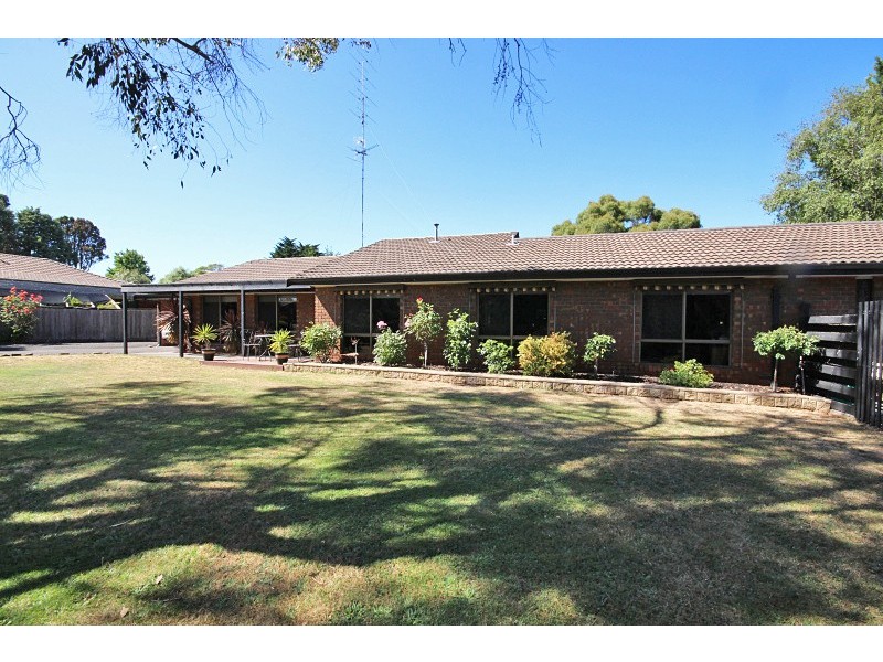 9 Earls Square, Delacombe VIC 3356