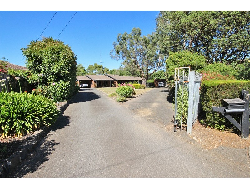 9 Earls Square, Delacombe VIC 3356