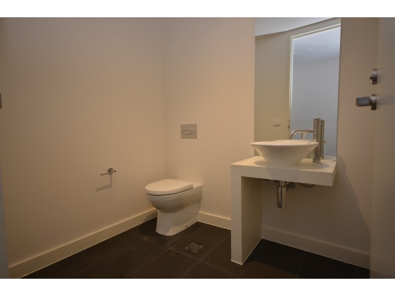 GL 6/18-22 Wendouree Parade, Lake Wendouree VIC 3350