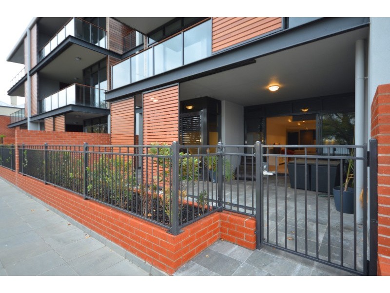 GL 6/18-22 Wendouree Parade, Lake Wendouree VIC 3350