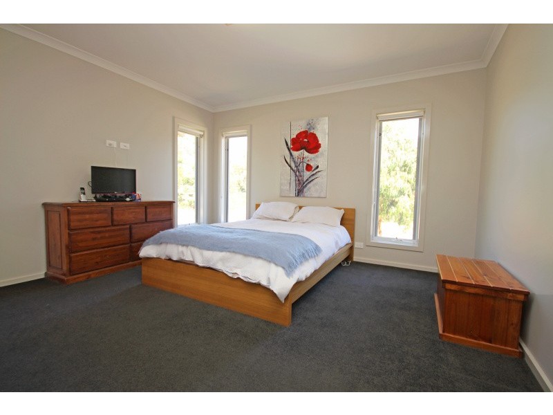 13 Heron Ridge, Brown Hill VIC 3350