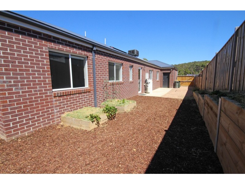 13 Heron Ridge, Brown Hill VIC 3350