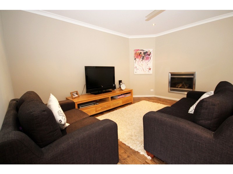 20 Zoe Drive, Mount Helen VIC 3350