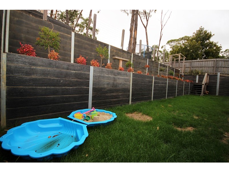 20 Zoe Drive, Mount Helen VIC 3350