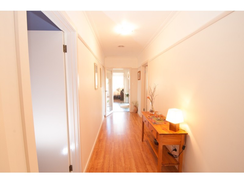 37 Howe Street, Miners Rest VIC 3352