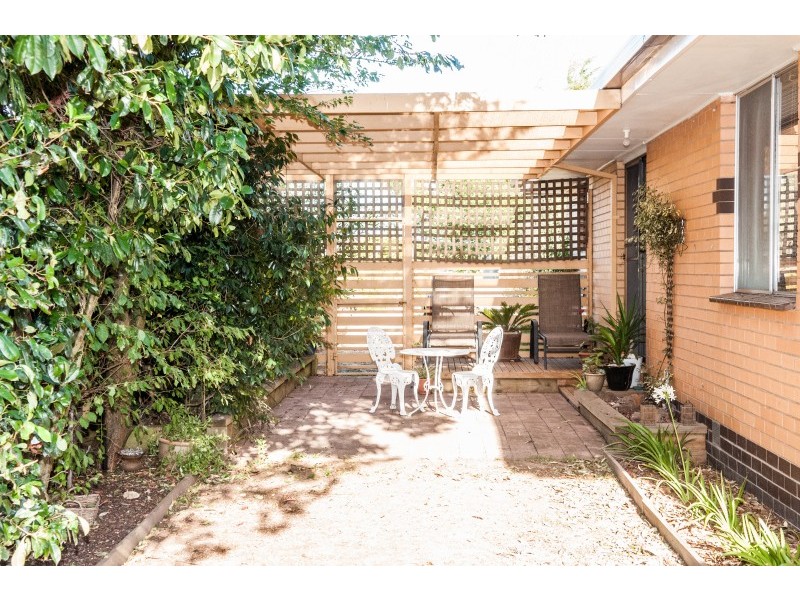 37 Howe Street, Miners Rest VIC 3352