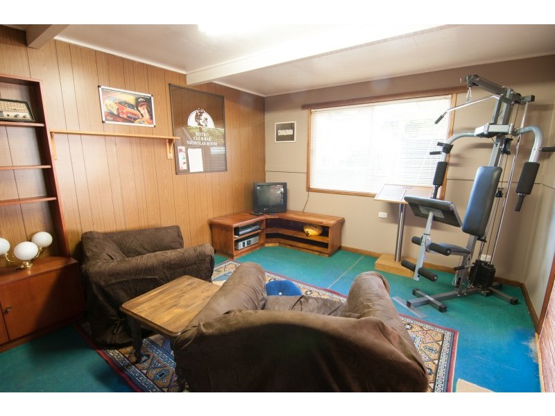 37 Howe Street, Miners Rest VIC 3352