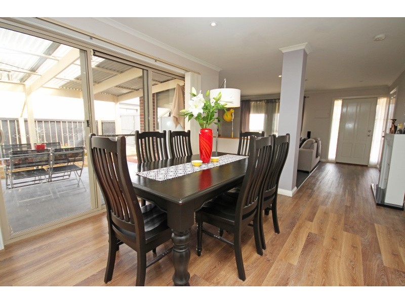 8 Rimmington Drive, Sebastopol VIC 3356