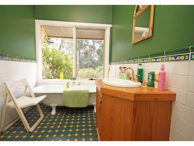 55 Spratlings Road, Ross Creek VIC 3351