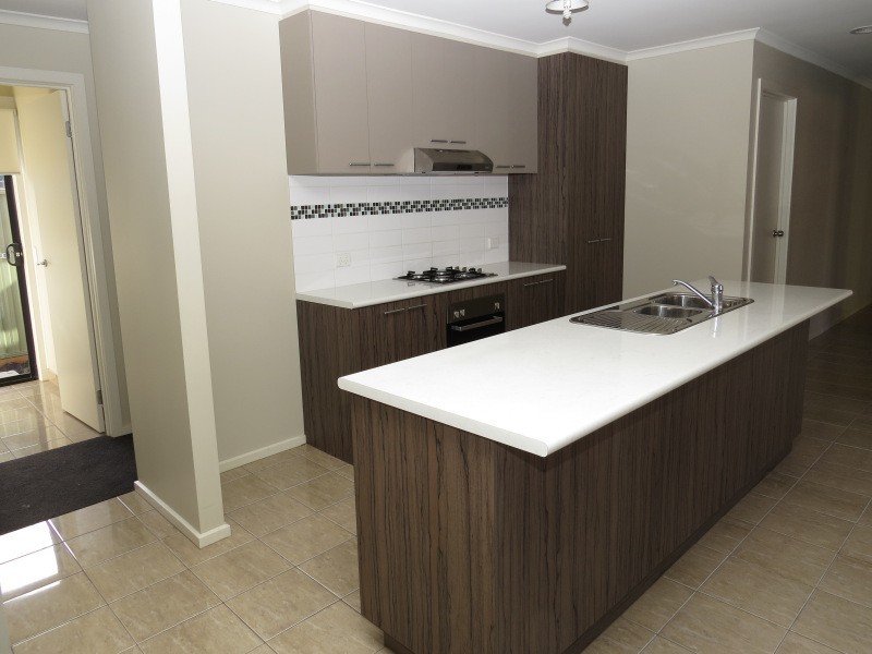 40 Delaney Drive, Miners Rest VIC 3352